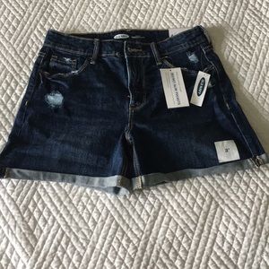 Old navy jean shorts. Never worn with tags